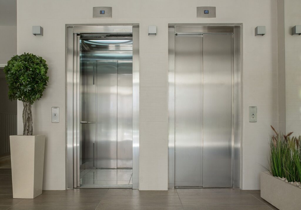 elevators, lobby, entrance-1756630.jpg